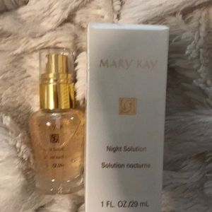 Mary Kay Night Solution